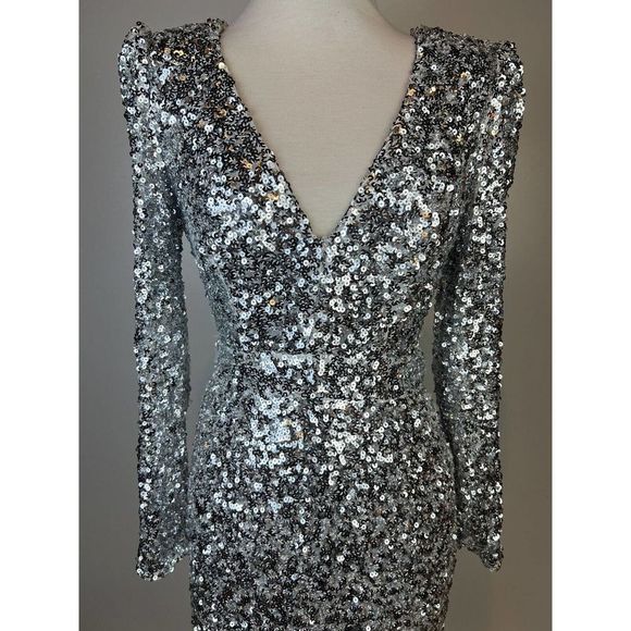 Lulus Dress Womens Small New You Silver Sequin Long Sleeve Bodycon Mini Cocktail - Picture 3 of 13
